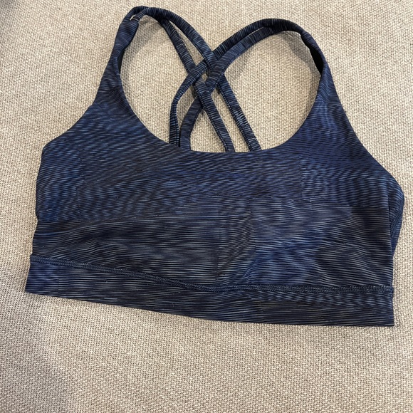 Lululemon navy sports bra size 6 - Picture 1 of 3
